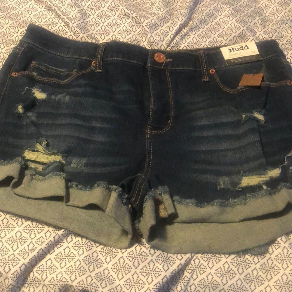 Low rise  Fox stretch shorts